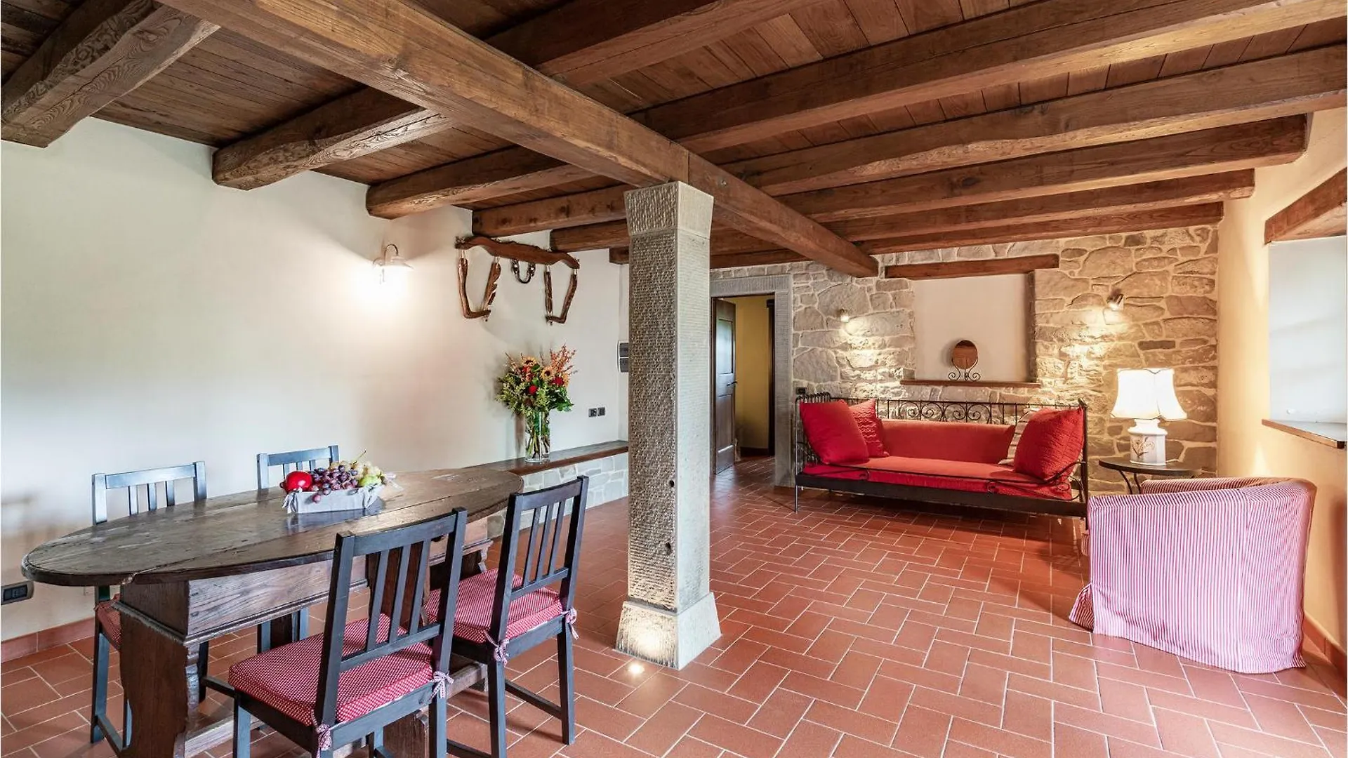 Villa Rosa Poppi